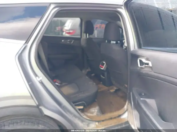 KNDPUCDF2R7223275 2024 KIA SPORTAGE - Image 8