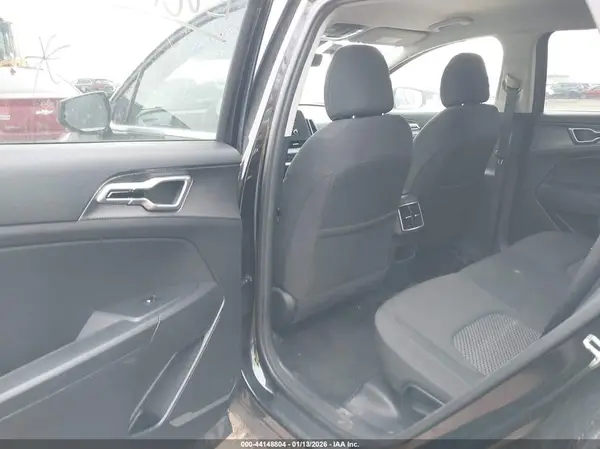 KNDPUCDF2R7298025 2024 KIA SPORTAGE - Image 8