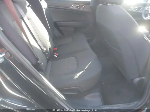 KNDPUCDF2S7385154 2025 KIA SPORTAGE - Image 8