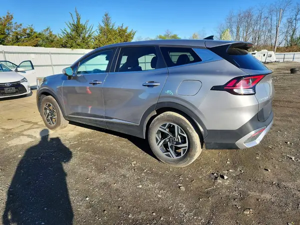 KNDPUCDF3R7235080 2024 KIA SPORTAGE - Image 2