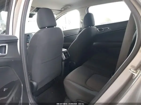 KNDPUCDF3R7254941 2024 KIA SPORTAGE - Image 8
