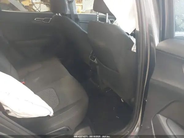 KNDPUCDF4R7296180 2024 KIA SPORTAGE - Image 8