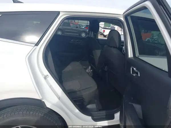 KNDPUCDF5R7265472 2024 KIA SPORTAGE - Image 8