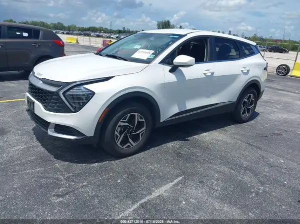 KNDPUCDF5R7303573 2024 KIA SPORTAGE - Image 2