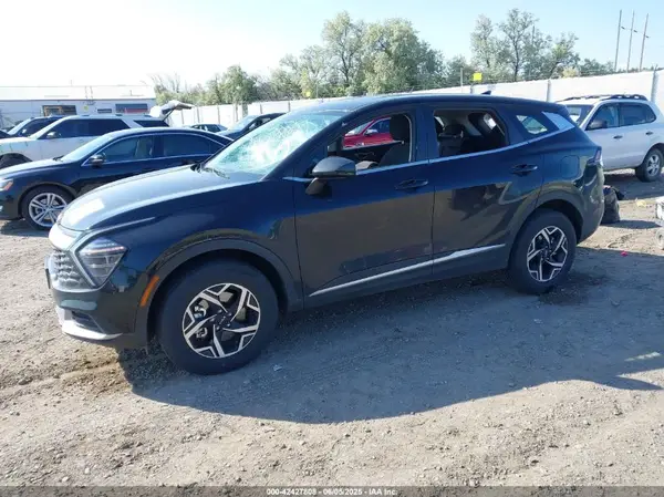 KNDPUCDF6R7243271 2024 KIA SPORTAGE - Image 2