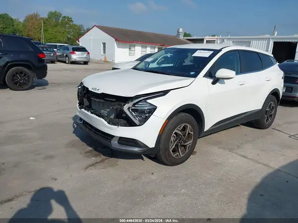 KNDPUCDF6R7306868 2024 KIA SPORTAGE - Image 2