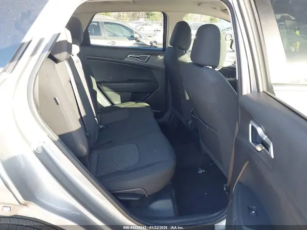 KNDPUCDF6R7315716 2024 KIA SPORTAGE - Image 8