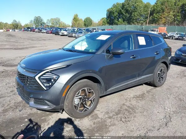 KNDPUCDF7R7275646 2024 KIA SPORTAGE - Image 2