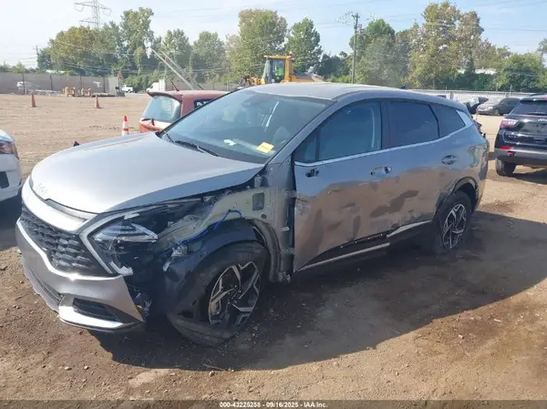 KNDPUCDF7S7336905 2025 KIA SPORTAGE - Image 2