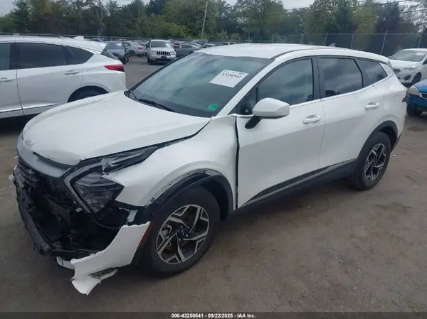 KNDPUCDF8R7235317 2024 KIA SPORTAGE - Image 2