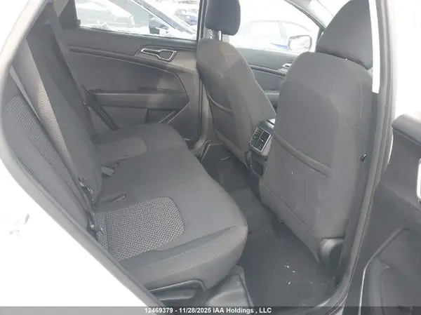 KNDPUCDF8R7305656 2024 KIA SPORTAGE - Image 8