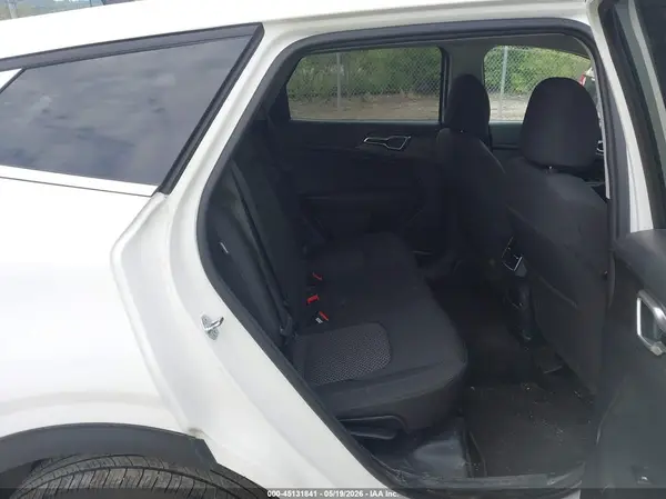 KNDPUCDF8S7368035 2025 KIA SPORTAGE - Image 8