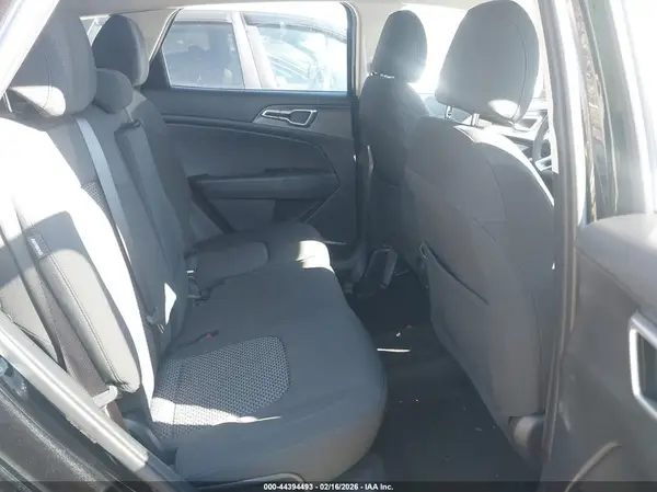 KNDPUCDF8S7410400 2025 KIA SPORTAGE - Image 8