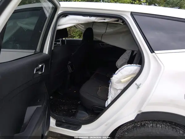 KNDPUCDF9R7293923 2024 KIA SPORTAGE - Image 8