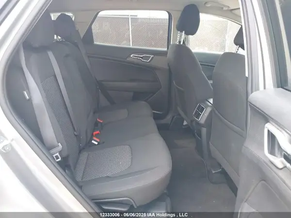 KNDPUCDF9R7302863 2024 KIA SPORTAGE - Image 8