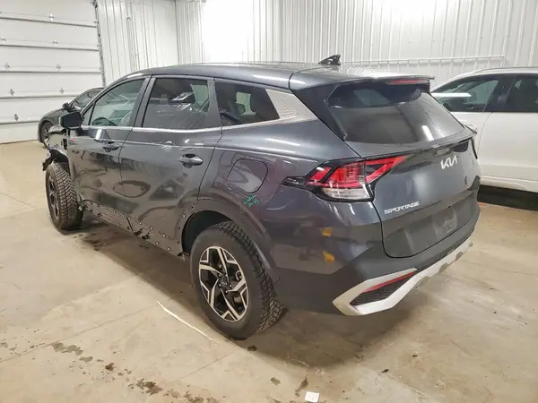 KNDPUCDF9S7339398 2025 KIA SPORTAGE - Image 2
