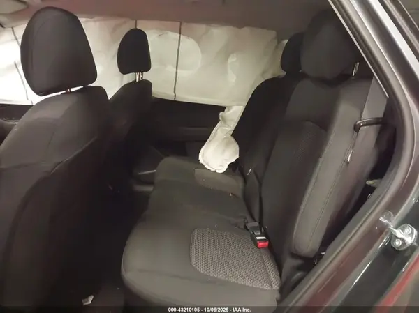 KNDPUCDF9S7383952 2025 KIA SPORTAGE - Image 8