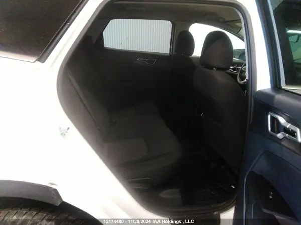 KNDPUCDFXR7236114 2024 KIA SPORTAGE - Image 8