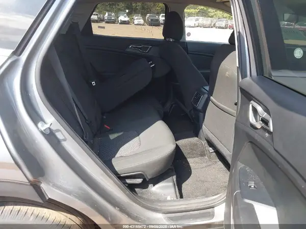 KNDPUCDFXR7294241 2024 KIA SPORTAGE - Image 8