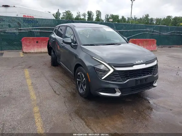 KNDPUCDG7R7137579 2024 KIA SPORTAGE - Image 1