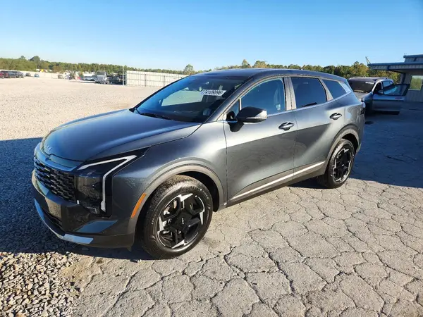 KNDPV3DF2T7532698 2026 KIA SPORTAGE - Image 1