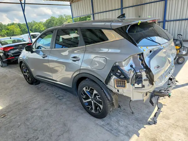 KNDPV3DF3R7268299 2024 KIA SPORTAGE - Image 2