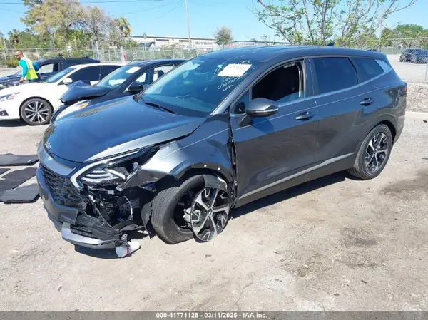 KNDPV3DF5R7258051 2024 KIA SPORTAGE - Image 2