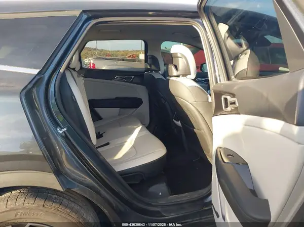 KNDPV3DF5S7357877 2025 KIA SPORTAGE - Image 8