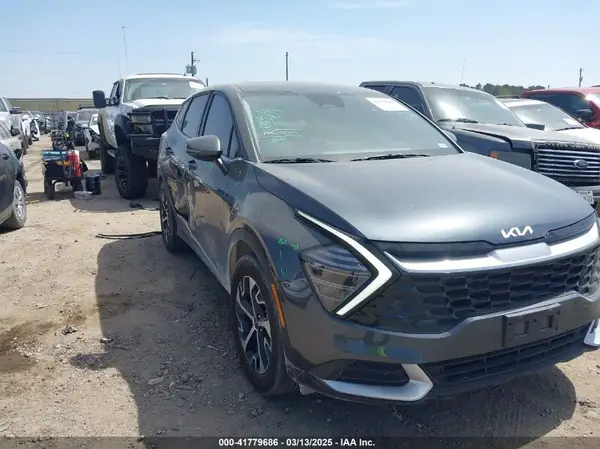 KNDPV3DF7R7243955 2024 KIA SPORTAGE - Image 1