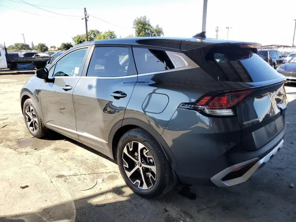 KNDPV3DF7S7353880 2025 KIA SPORTAGE - Image 2