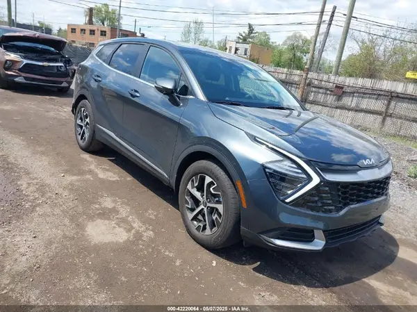 KNDPV3DF8R7313690 2024 KIA SPORTAGE - Image 1