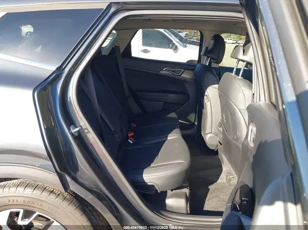 KNDPV3DF9R7246095 2024 KIA SPORTAGE - Image 8