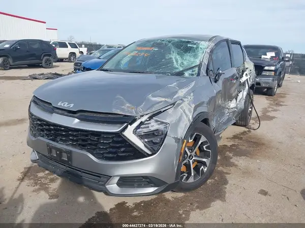KNDPV3DF9R7270784 2024 KIA SPORTAGE - Image 2