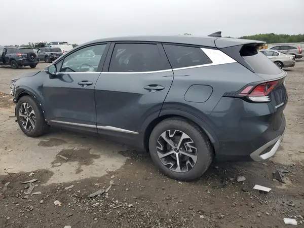 KNDPV3DF9S7332240 2025 KIA SPORTAGE - Image 2