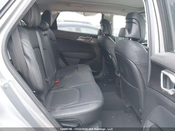 KNDPVCAF4P7172201 2023 KIA SPORTAGE - Image 8