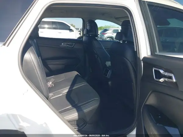 KNDPVCAG0P7025981 2023 KIA SPORTAGE - Image 8