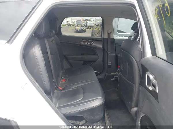 KNDPVCAG1P7017632 2023 KIA SPORTAGE - Image 8