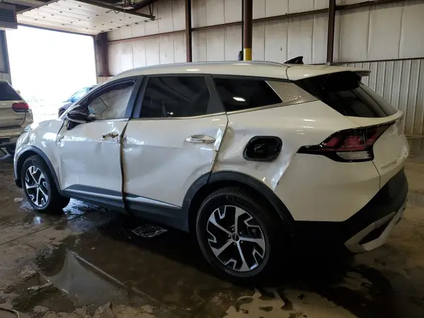 KNDPVCAG1P7057726 2023 KIA SPORTAGE - Image 2
