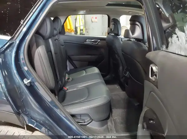 KNDPVCAG2P7047772 2023 KIA SPORTAGE - Image 8