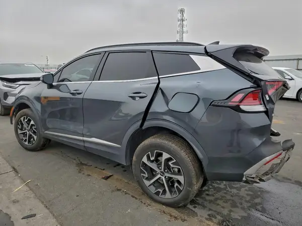 KNDPVCAG3P7016174 2023 KIA SPORTAGE - Image 2