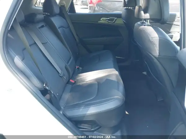 KNDPVCAG4P7013901 2023 KIA SPORTAGE - Image 8