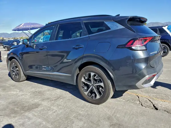 KNDPVCAG5P7016175 2023 KIA SPORTAGE - Image 2