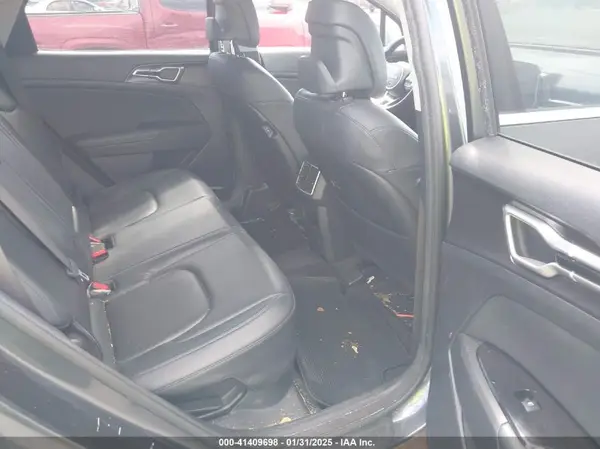 KNDPVCAG5P7020209 2023 KIA SPORTAGE - Image 8