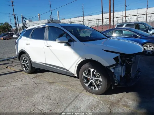 KNDPVCAG5P7098568 2023 KIA SPORTAGE - Image 1