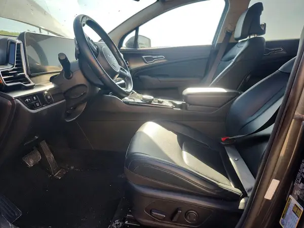 2023 KIA SPORTAGE auction photo 7