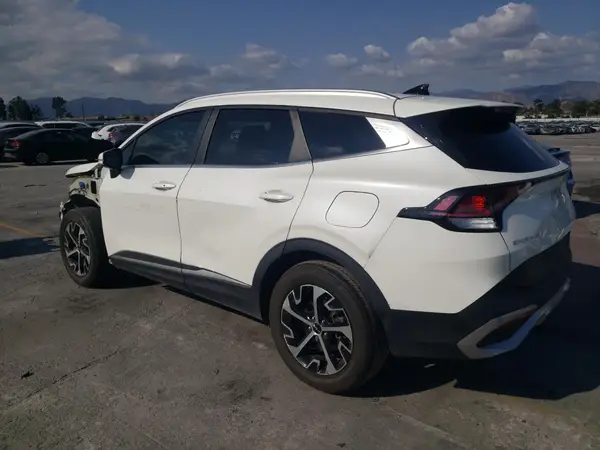 KNDPVCAG7P7018672 2023 KIA SPORTAGE - Image 2