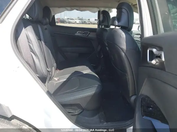KNDPVCAG7P7031308 2023 KIA SPORTAGE - Image 8
