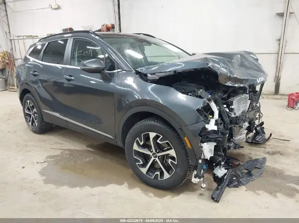 KNDPVCAG8P7040809 2023 KIA SPORTAGE - Image 1