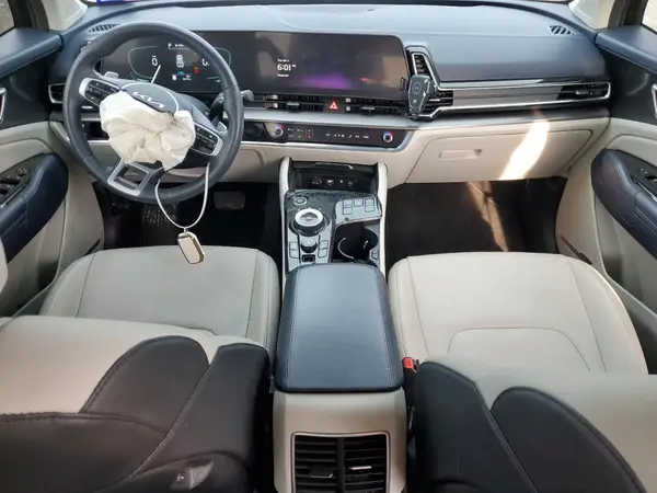 KNDPVCAG9P7015501 2023 KIA SPORTAGE - Image 8