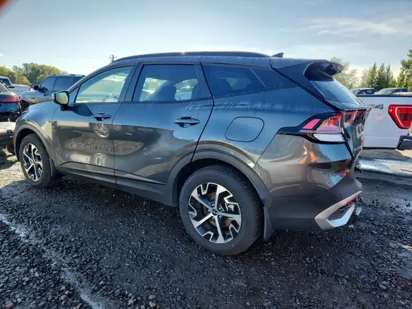 KNDPVCAGXP7026717 2023 KIA SPORTAGE - Image 2